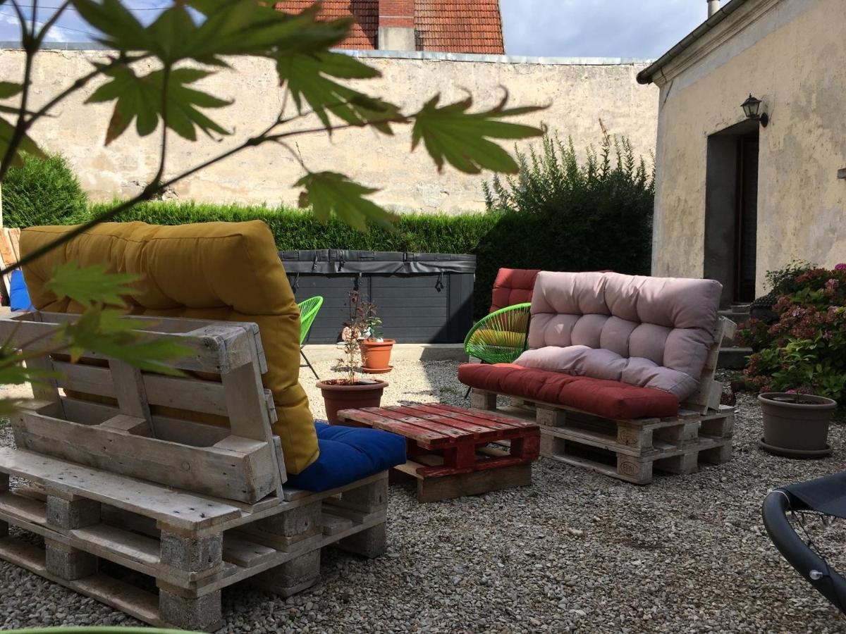 L Auberge Du Lion D Or Nanteuil-sur-Marne Esterno foto