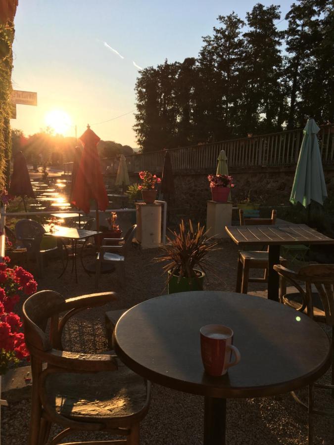 L Auberge Du Lion D Or Nanteuil-sur-Marne Esterno foto