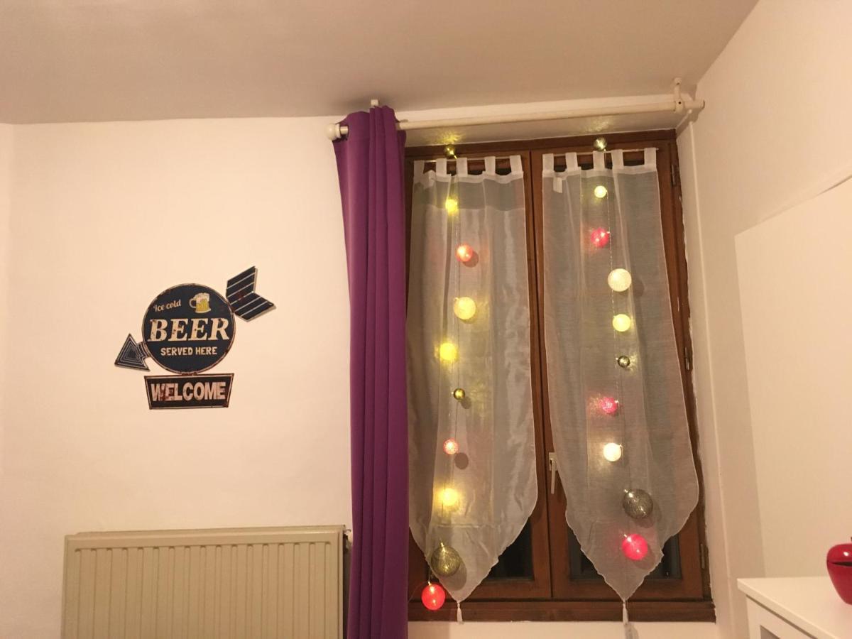 L Auberge Du Lion D Or Nanteuil-sur-Marne Esterno foto